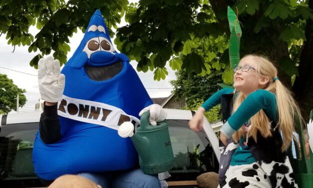 SWCD takes on the Dairy Parade!